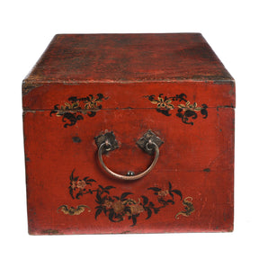 Gilt Red Lacquer Chest From Shanxi - Late 18th Century