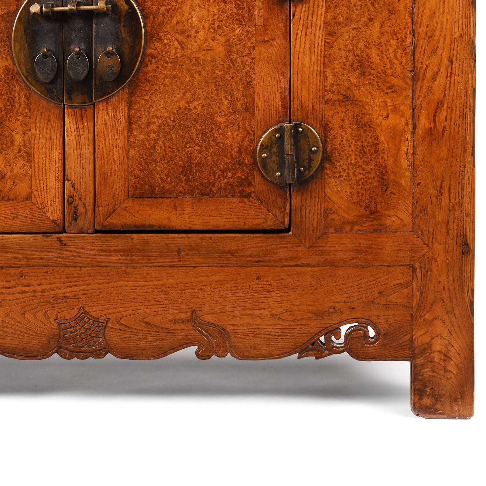 Burr Elm Tianjin Sideboard - 19th Century