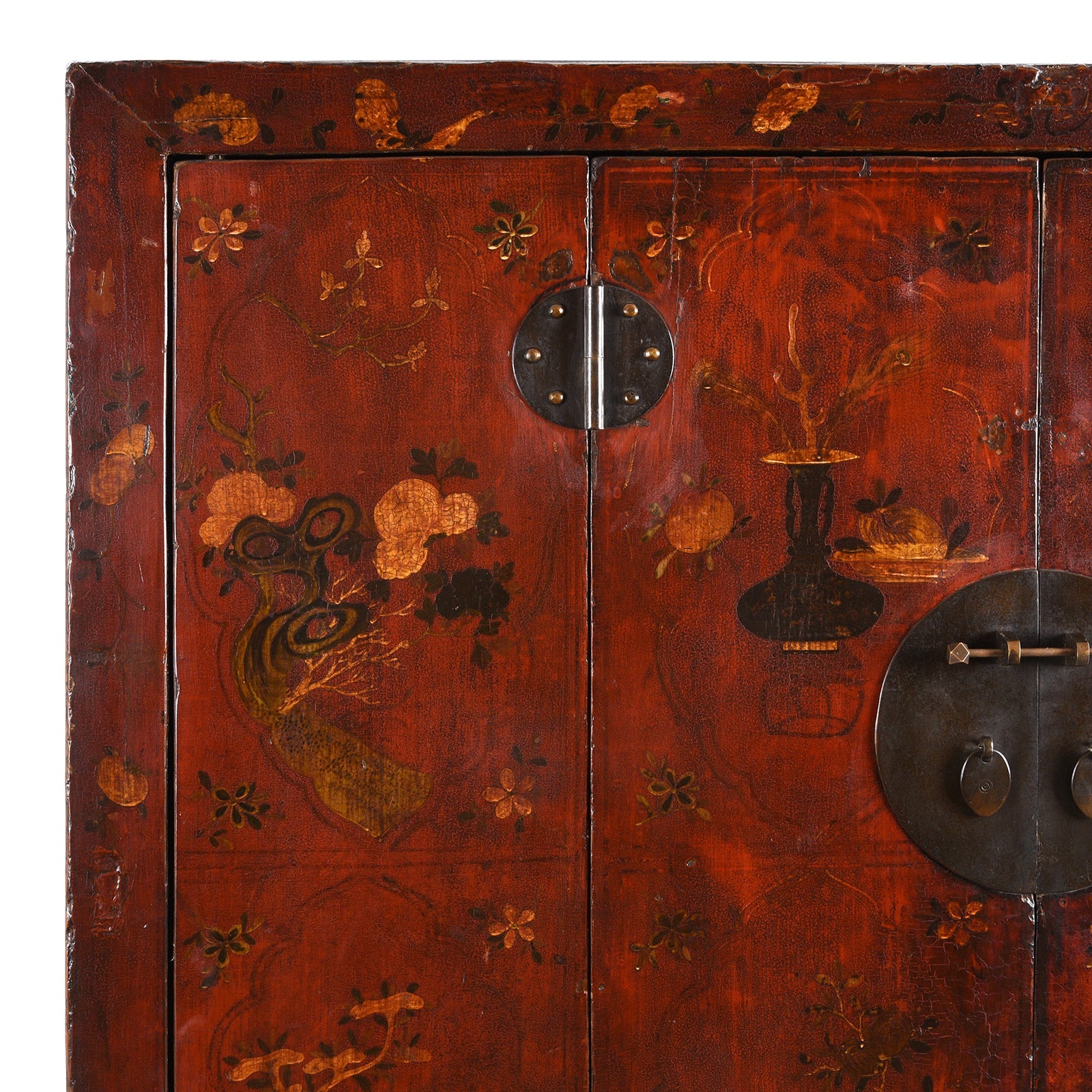 Red Lacquer Cabinet From Gansu - 19th Century