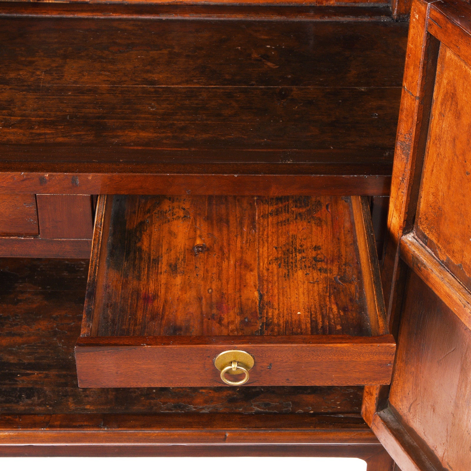 Chinese Walnut Shelf From Jiangsu - 19th Century