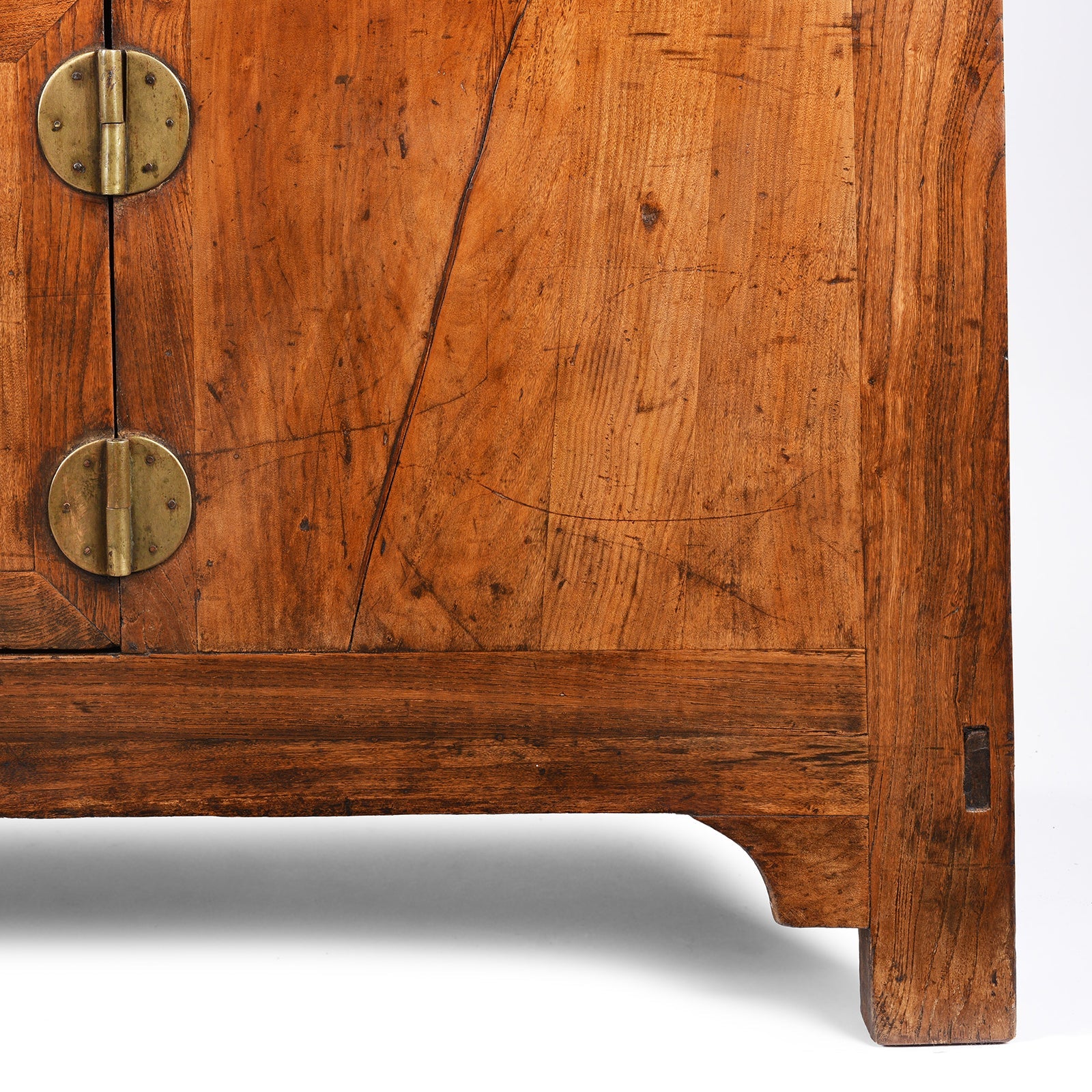 Elm Chinese Sideboard From Peking - 19th Century