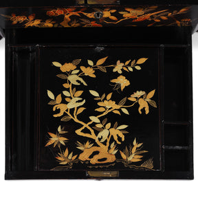 Canton Export Black Lacquer Sewing Box - Qing Dynasty - 19th Century