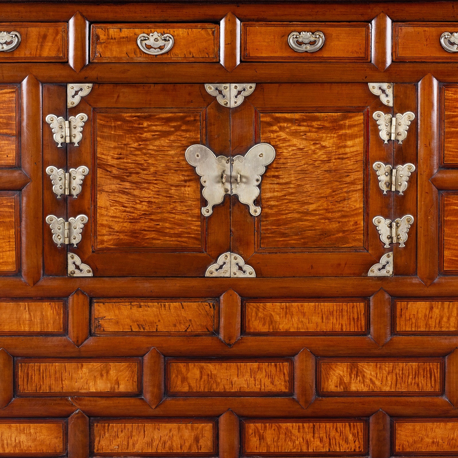 Korean Morijang Burr Maple Side Cabinet - Ca 1920