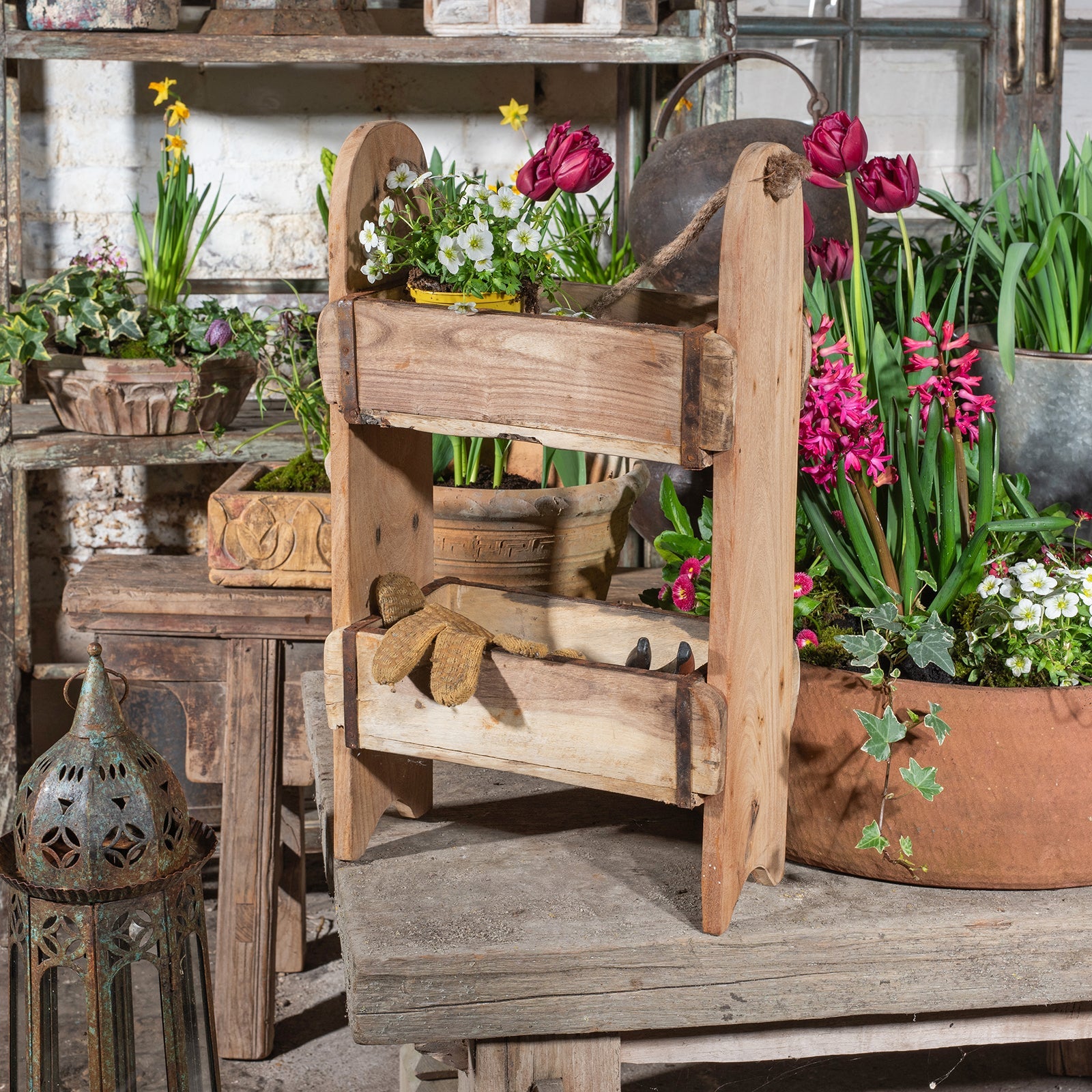 Hanging Brick Mould Storage Shelf