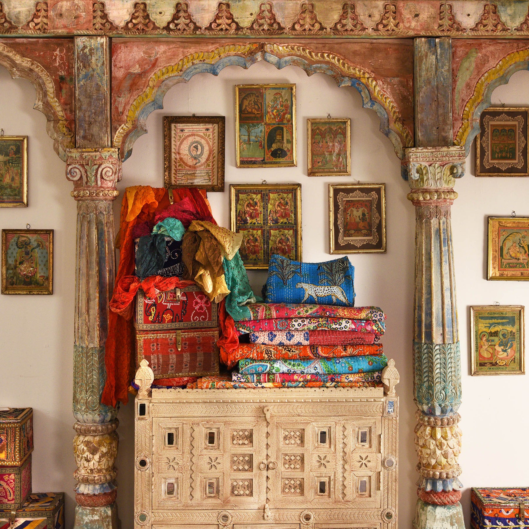 Carved Teak Triple Arch From Kutch - Late 19thC