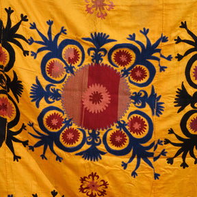 Vintage Suzani From Uzbekistan - Ca 1970 (324 x 200 cm)