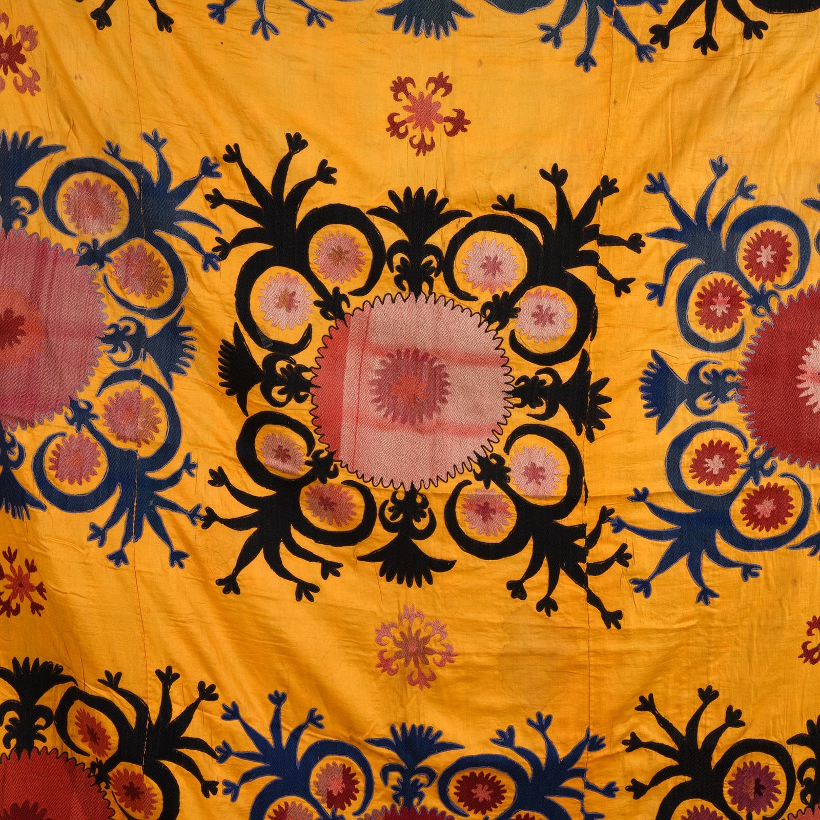 Vintage Suzani From Uzbekistan - Ca 1970 (324 x 200 cm)