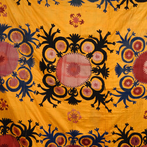 Vintage Suzani From Uzbekistan - Ca 1970 (324 x 200 cm)