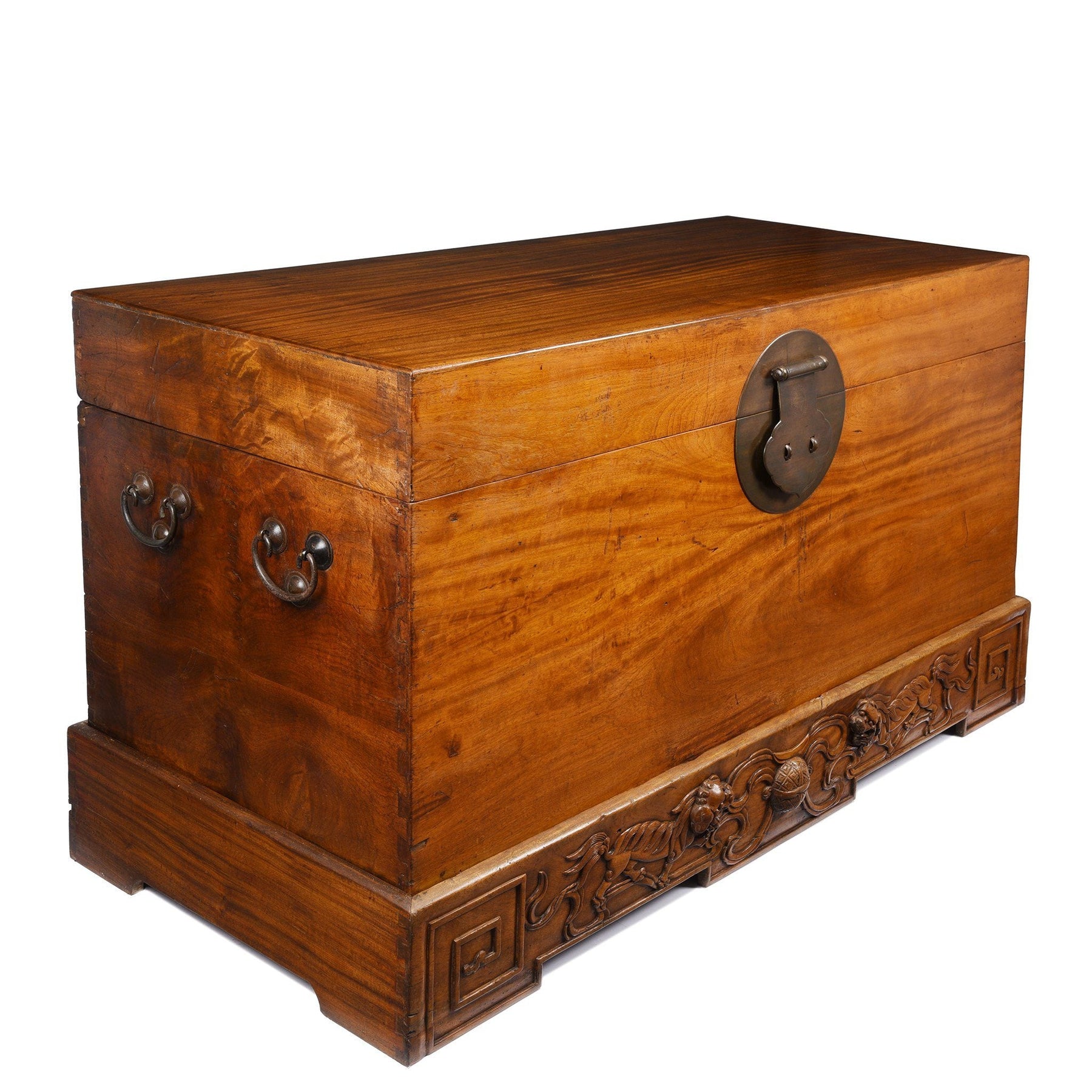 Exceptionally Large Camphor Trunk From Hebei - Early 19th Century