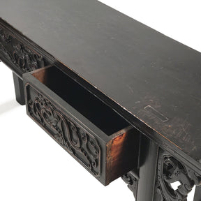 Black Lacquer Altar Table from Shandong - 19thC