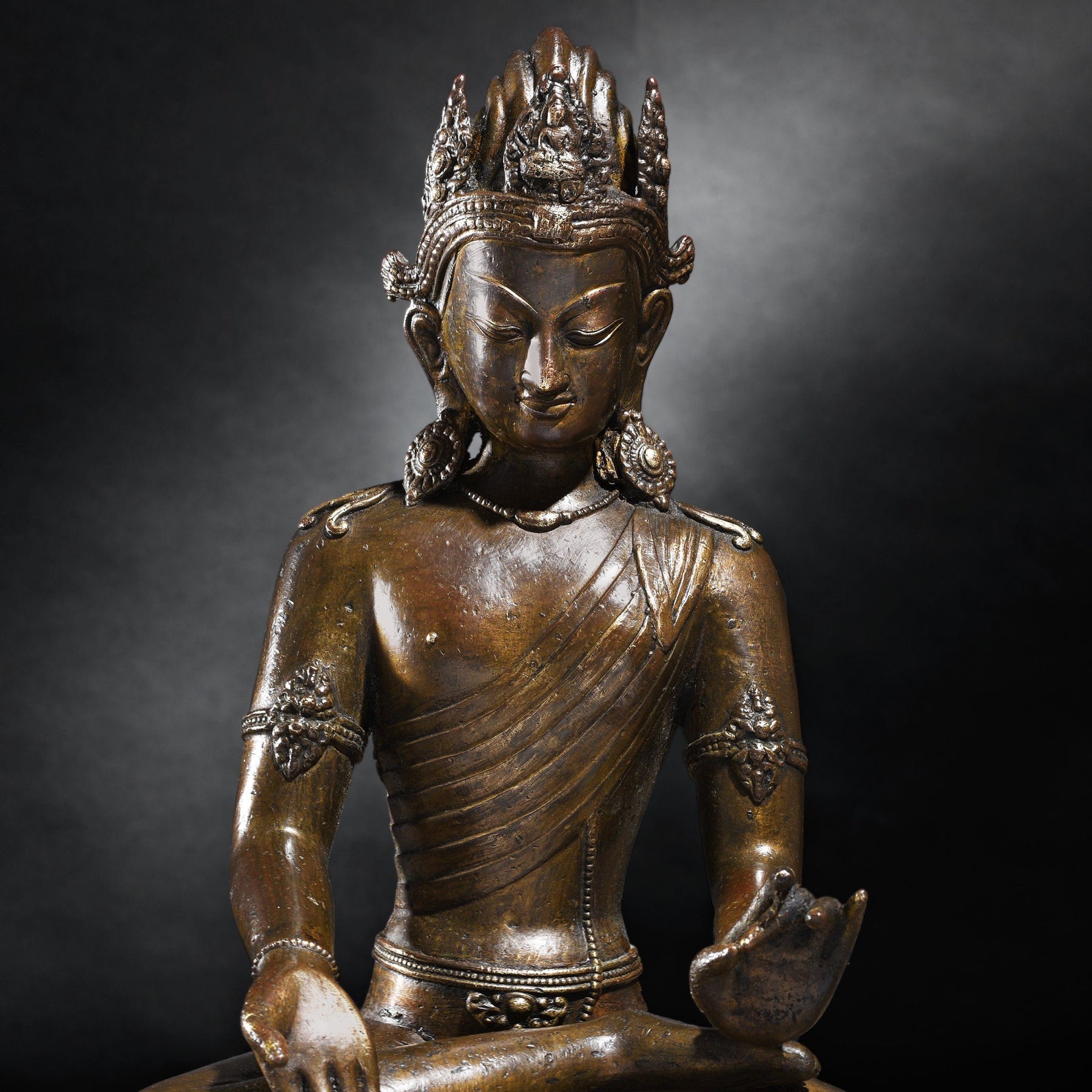 Bronze Avalokiteshvara Statue From Nepal - 19thC