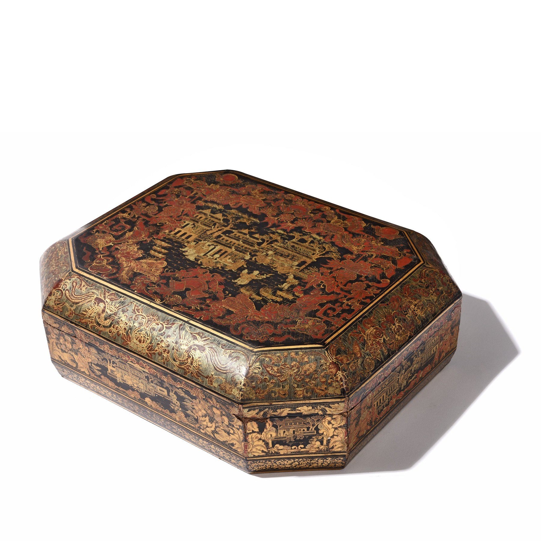 Chinese Export Black Lacquer Games Box - Qing Dynasty - Early 19thC