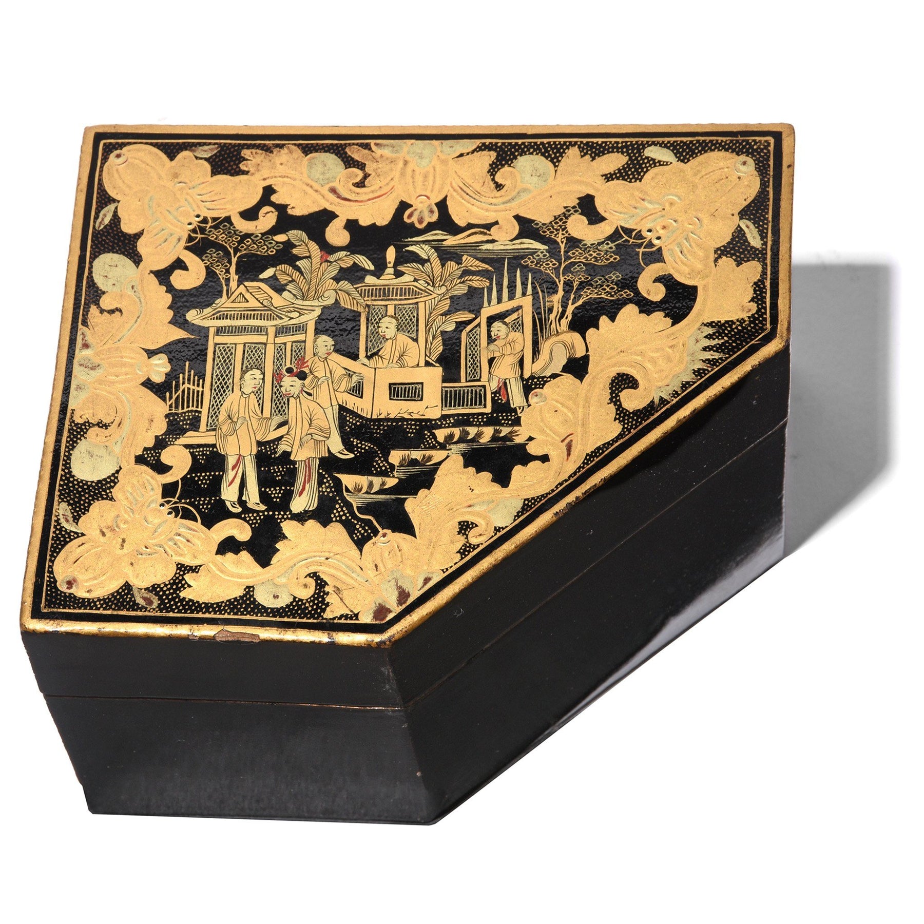 Chinese Export Black Lacquer Games Box - Qing Dynasty - Early 19thC