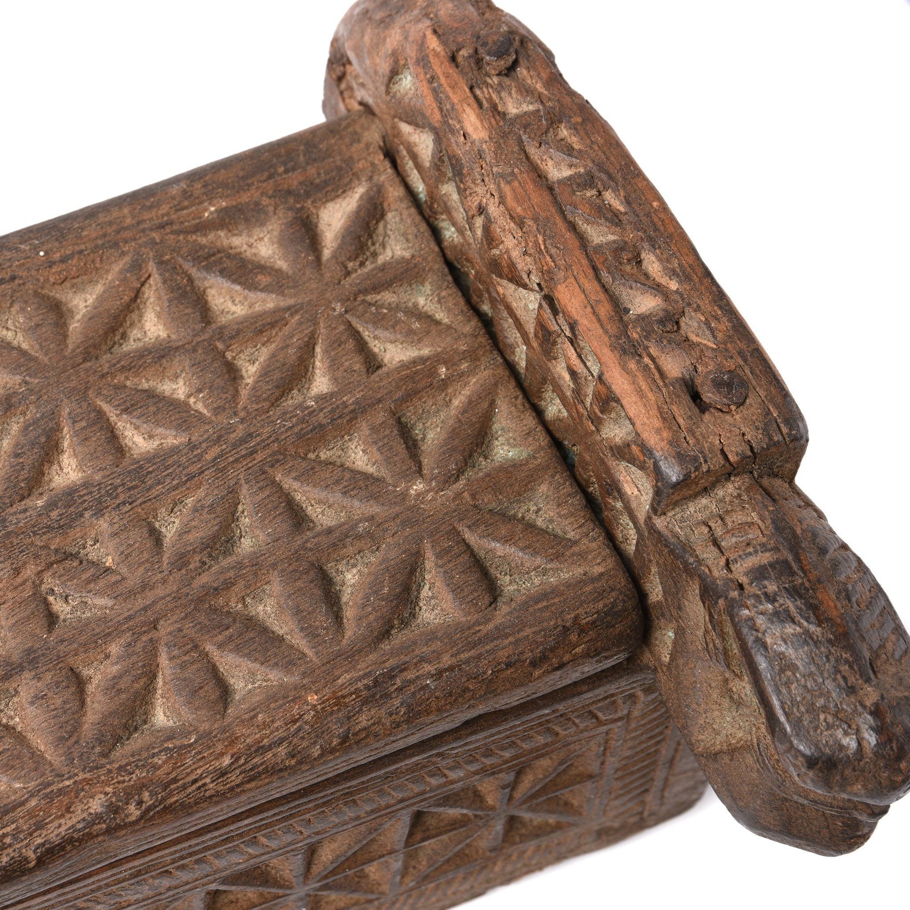 Carved Teak Harpa Box From Banswara - 19thC
