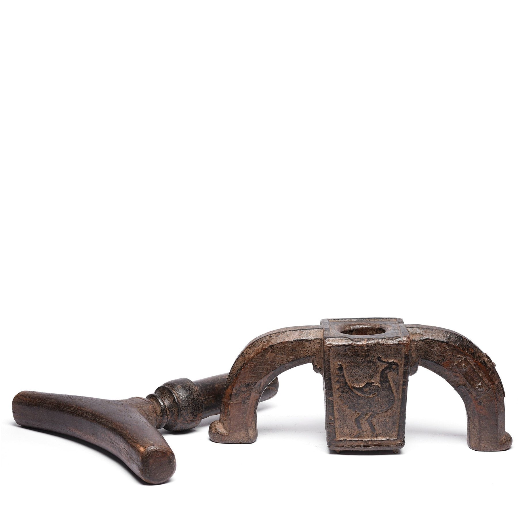 Old Carved Indian Juicer Figure From Banswara - 19thC