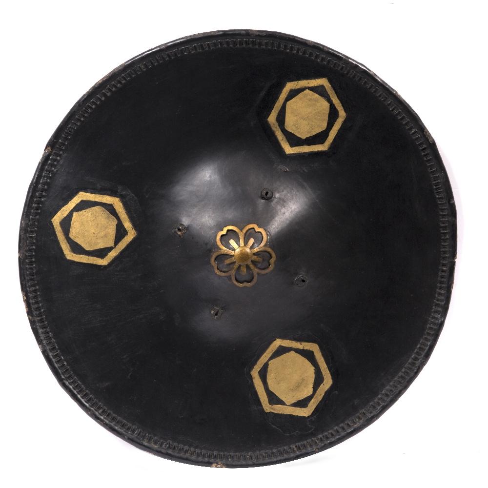 Lacquer Soldiers Hat "Jingasa" with Gilt Painting - 19thC