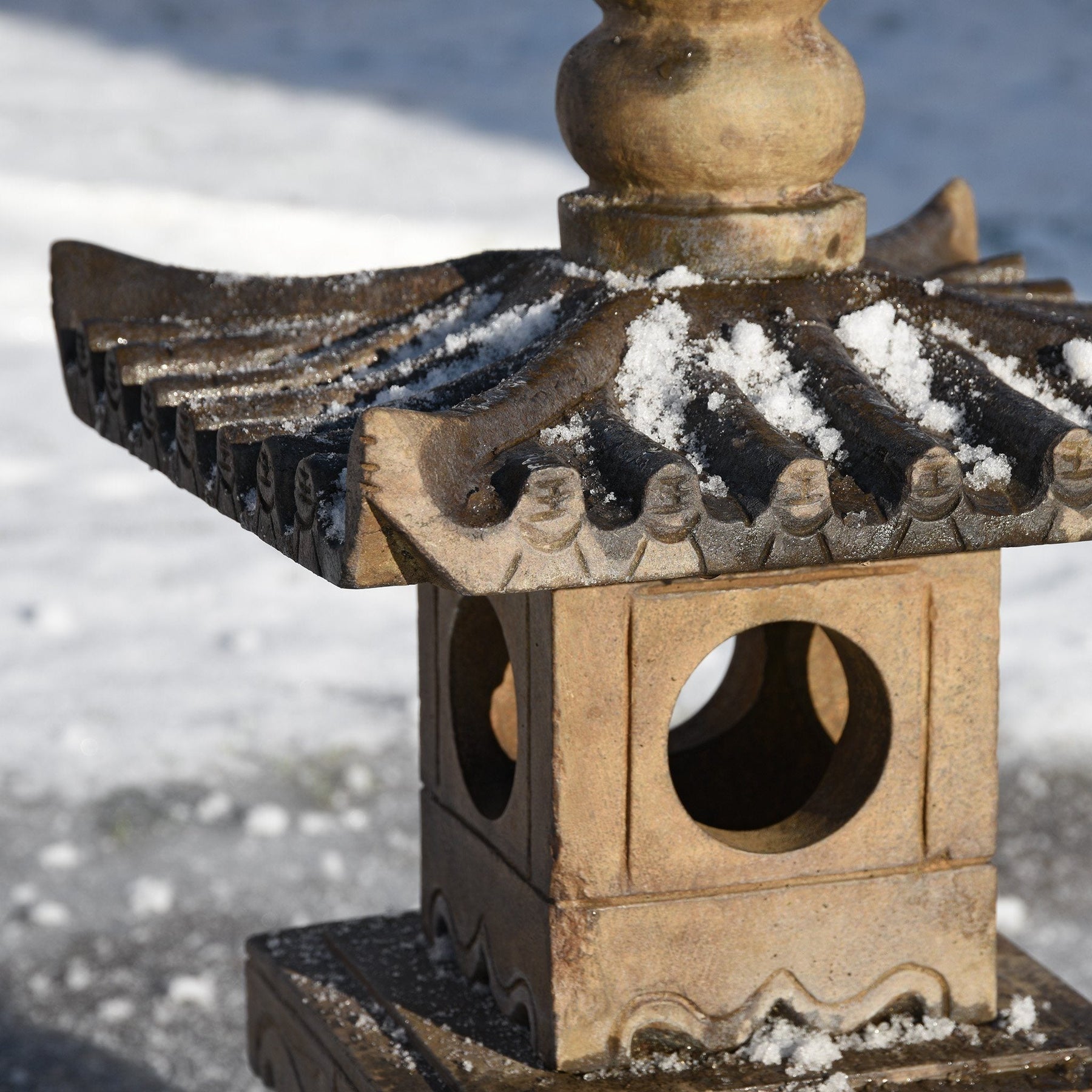 Japanese Stone Snow Lantern - Short Ishi Doro