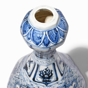 Blue & White Porcelain Garlic Mouth Vase