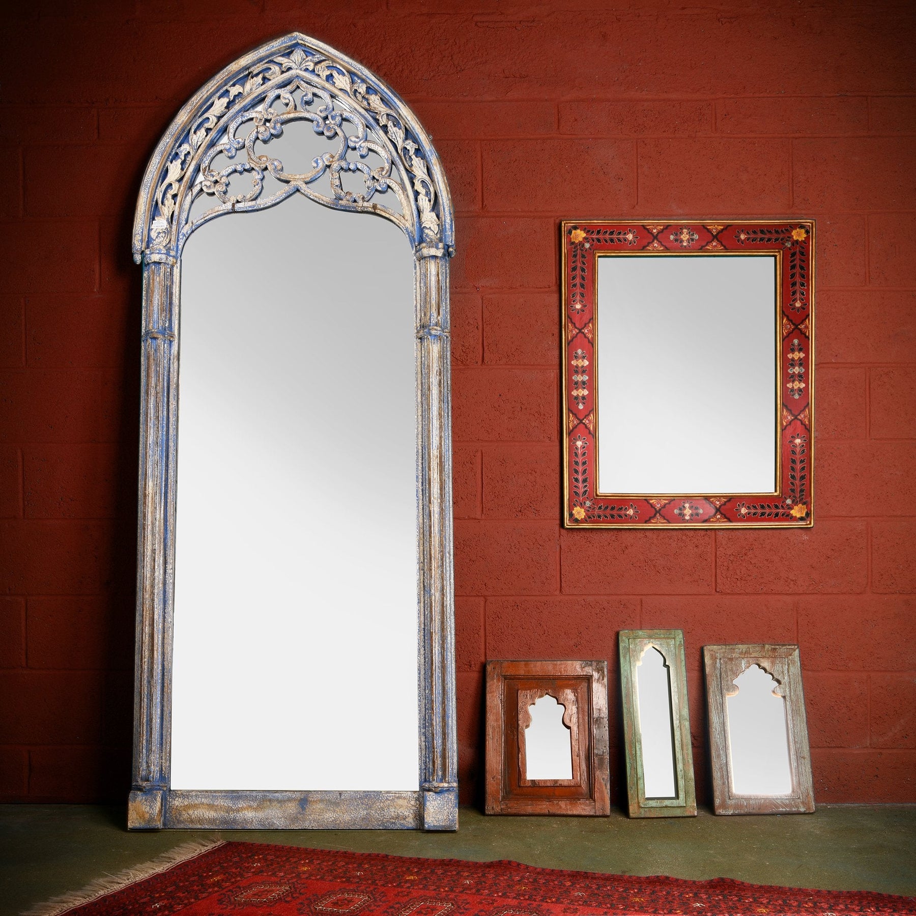Gothic Style Floor Standing Mirror (91 x 233cm)