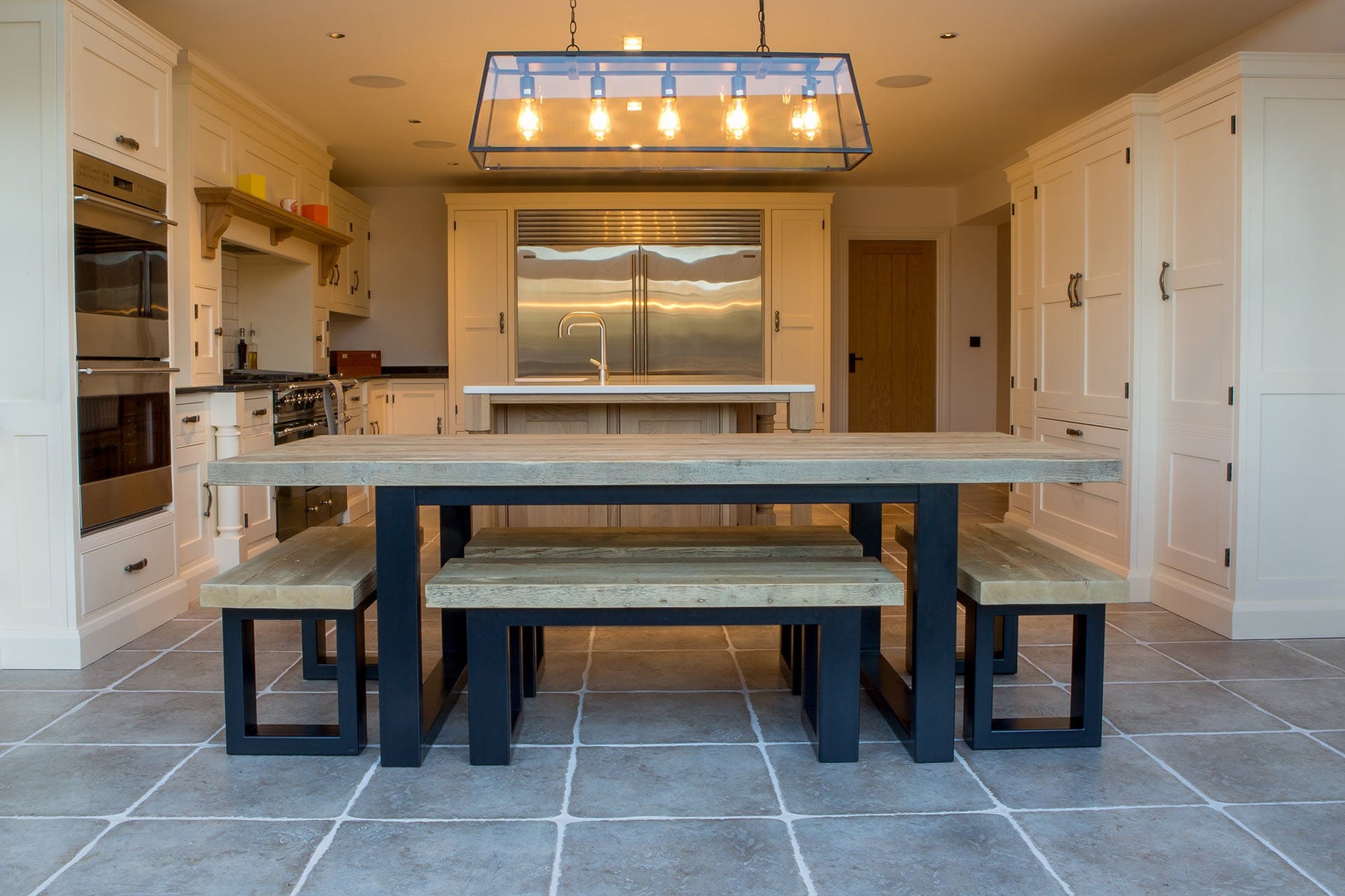 Cavendish Dining Table - Long Overhang Custom Frame