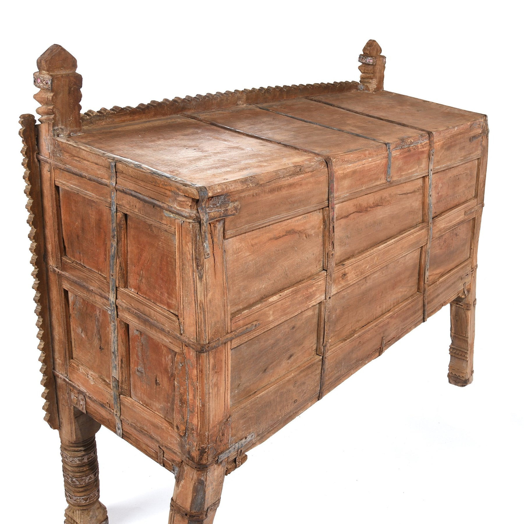 Carved Teak Damchiya Chest From Kutch - Ca 1920