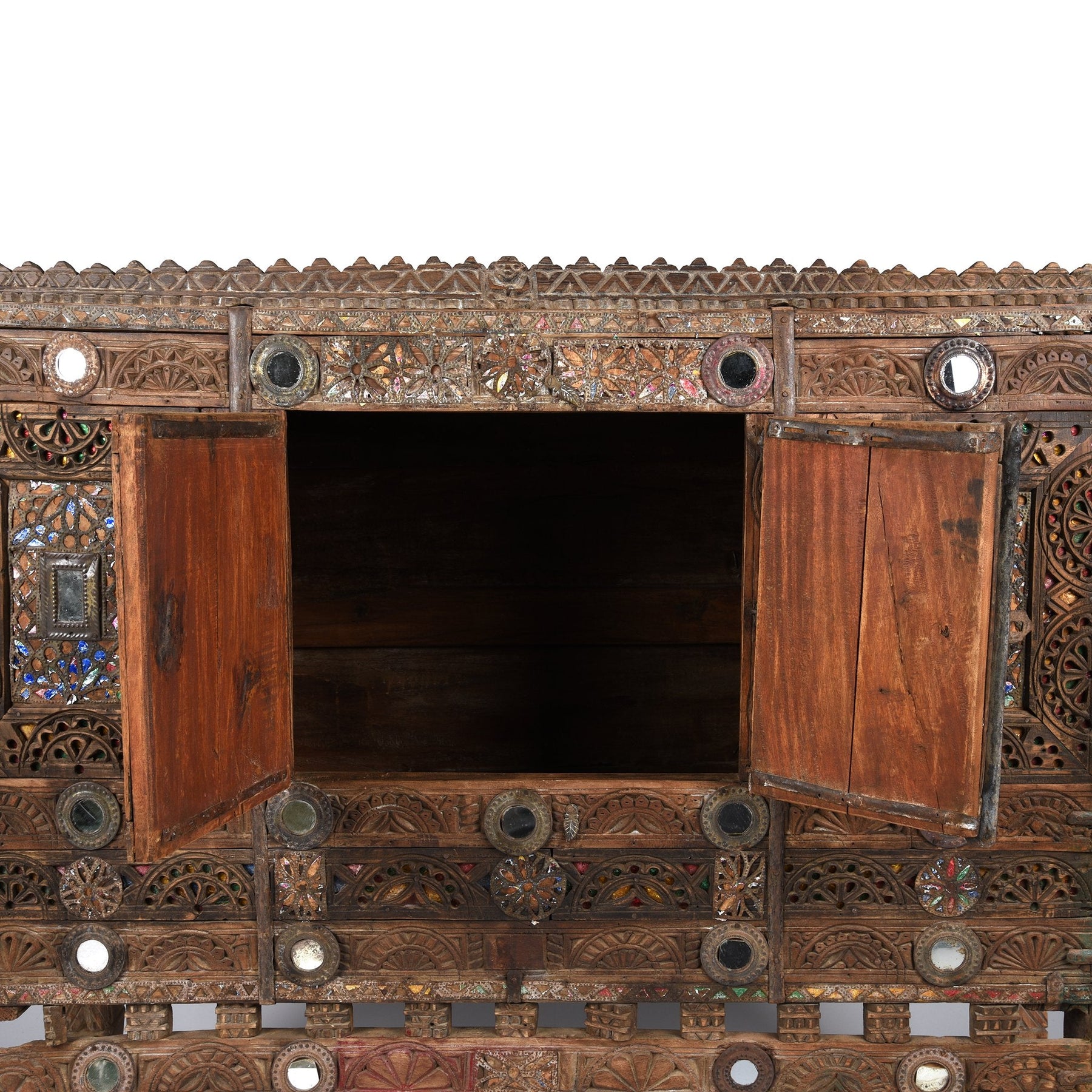 Carved Teak Damchiya Chest From Kutch - Ca 1920
