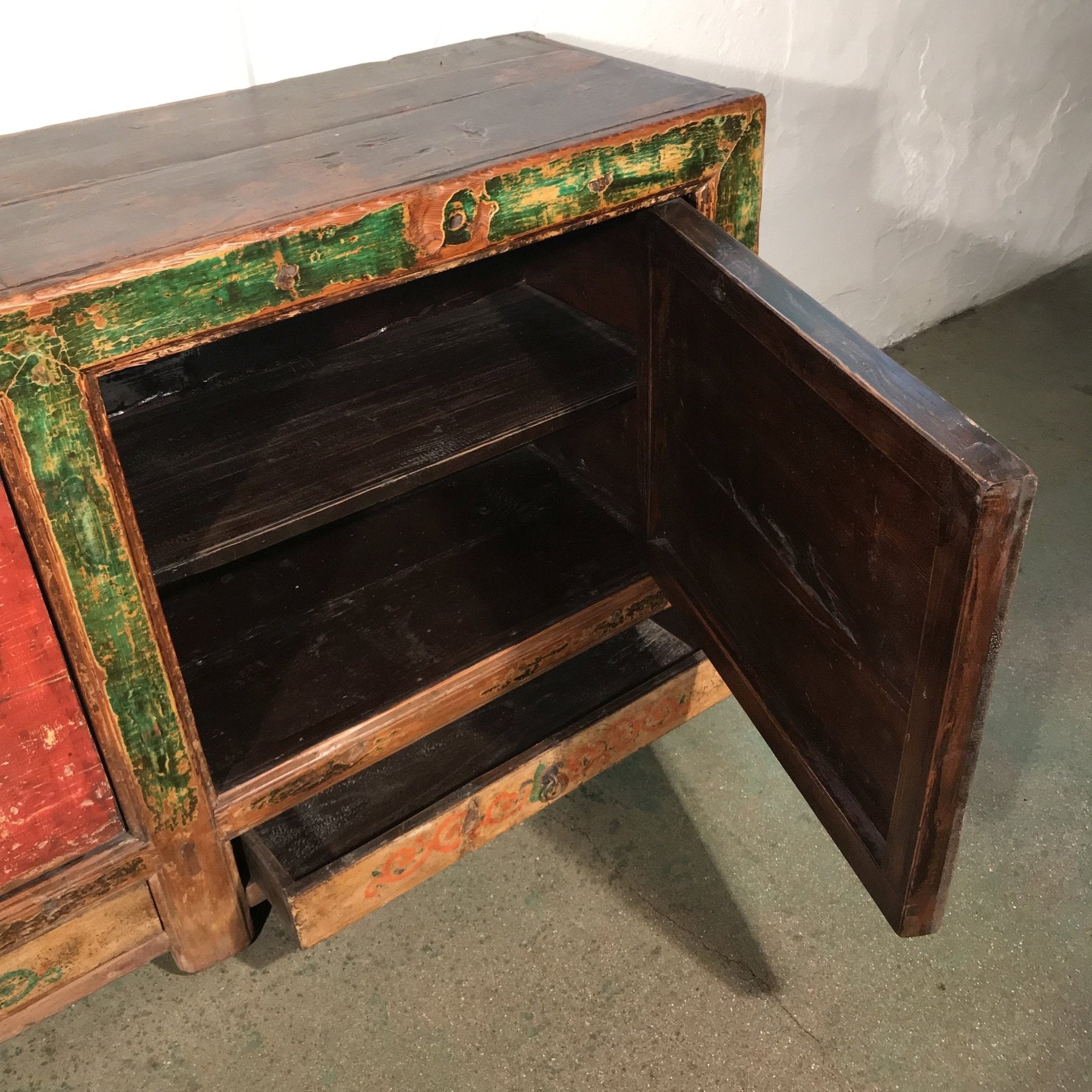 Long Painted Sideboard From Mongolia - 19thC