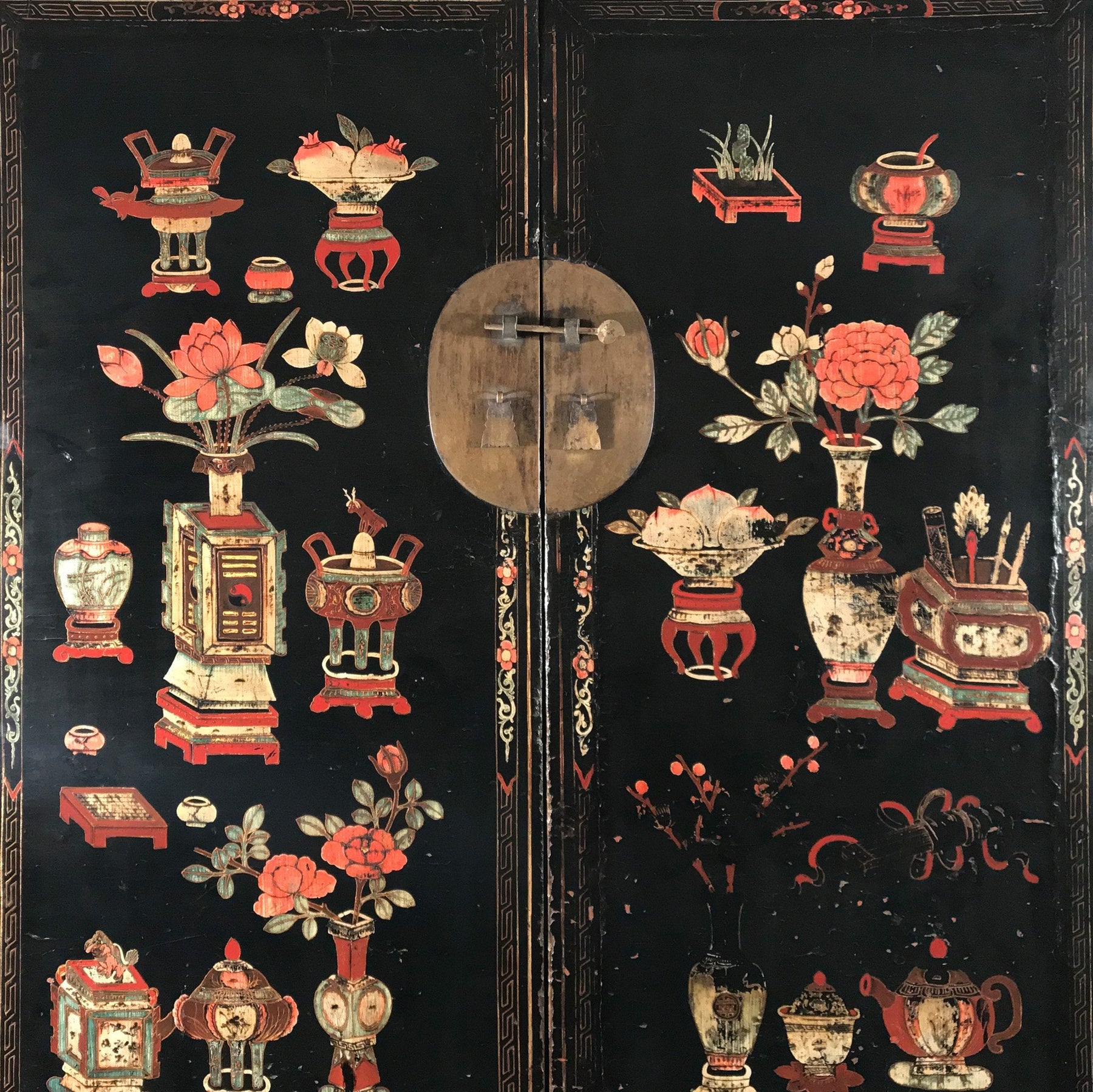 Antique Black Lacquer Wedding Cabinet From Shanxi - 19thC