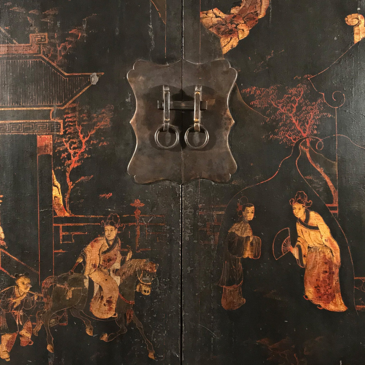 Black Lacquer Wedding Cabinet From Shanxi - Early 19thC