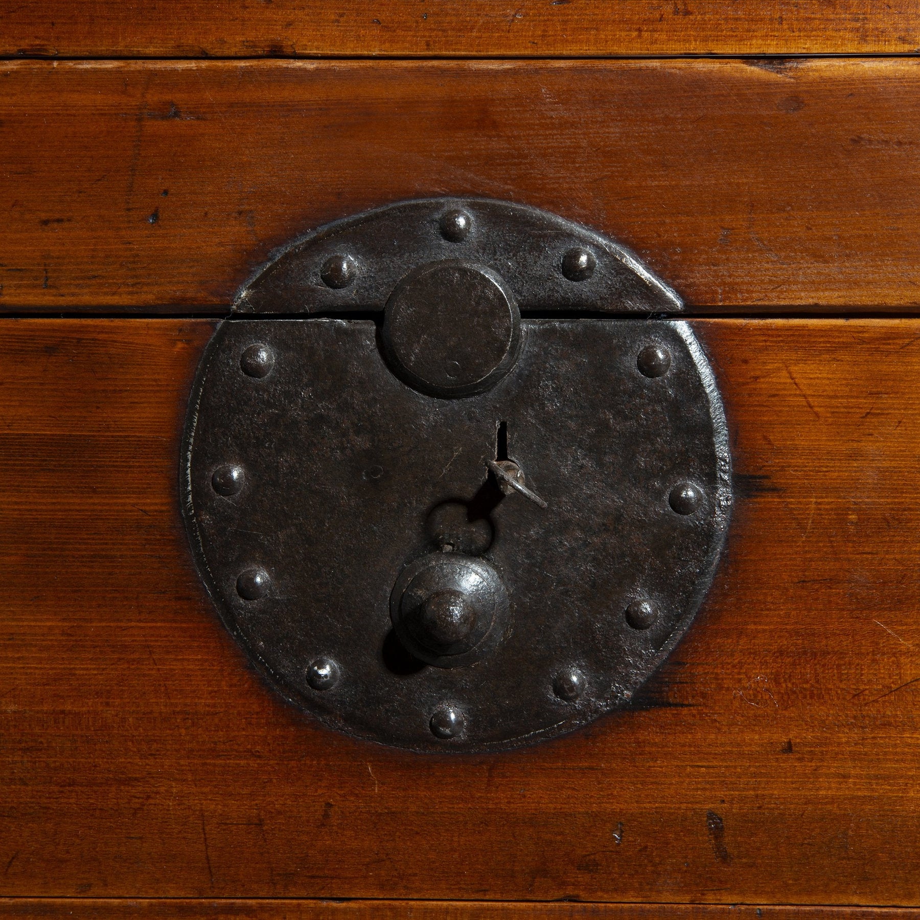 Choba Dansu -Japanese Chest - Meiji Period