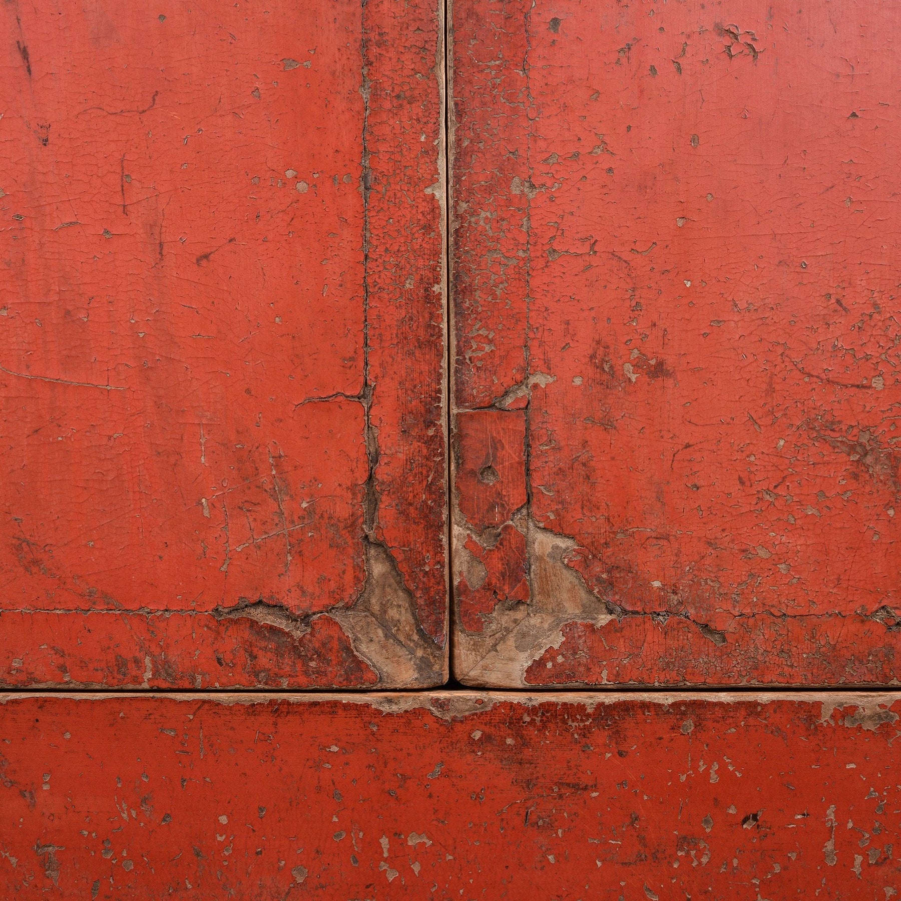 Red Lacquer Chinese Wedding Cabinet from Shanxi - Early 19thC